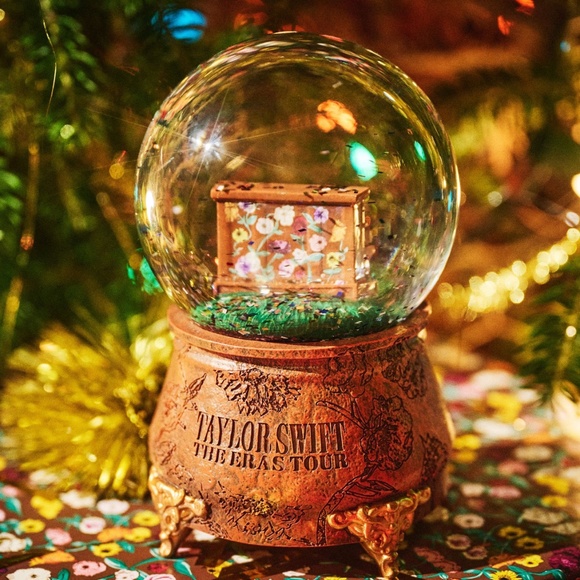 Taylor Swift The Eras Tour Snowglobe Eras Tour Globe Eras Tour Snow Globe NEW - Picture 1 of 4